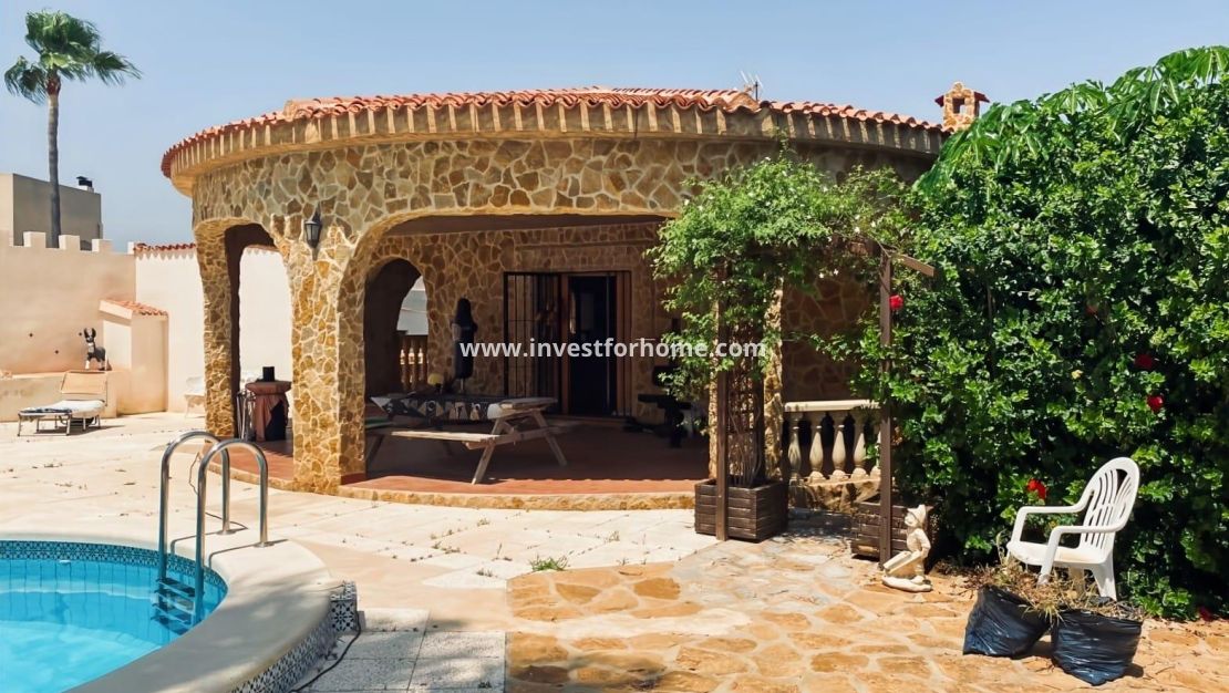 Verkoop - Villa - Torrevieja - Costa Blanca