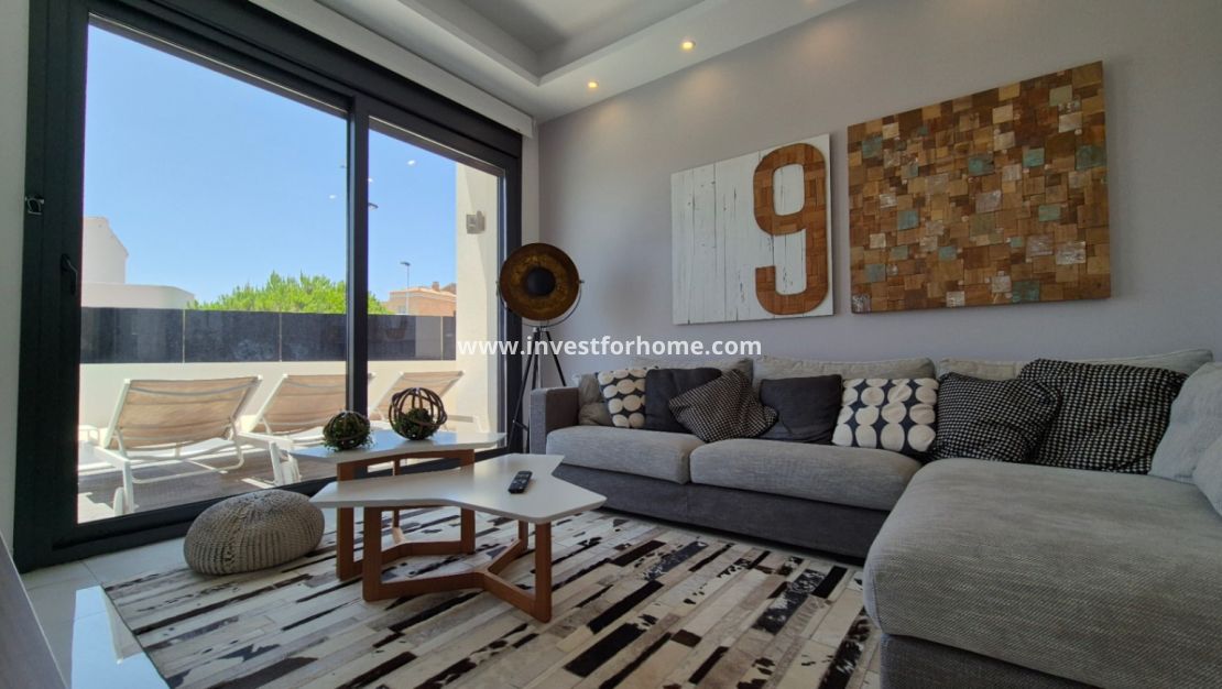 Verkoop - Villa - Torrevieja - Costa Blanca