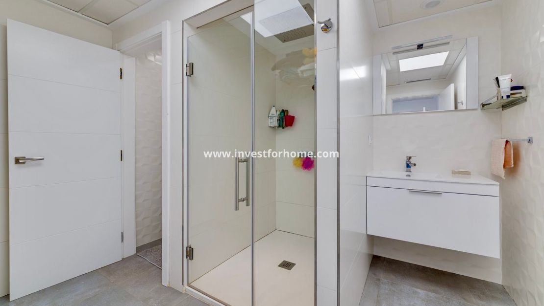 Verkoop - Villa - Torrevieja - Costa Blanca