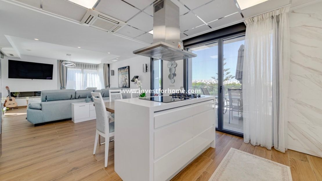 Verkoop - Villa - Torrevieja - Costa Blanca