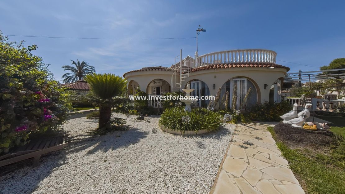 Verkoop - Villa - Torrevieja - Costa Blanca