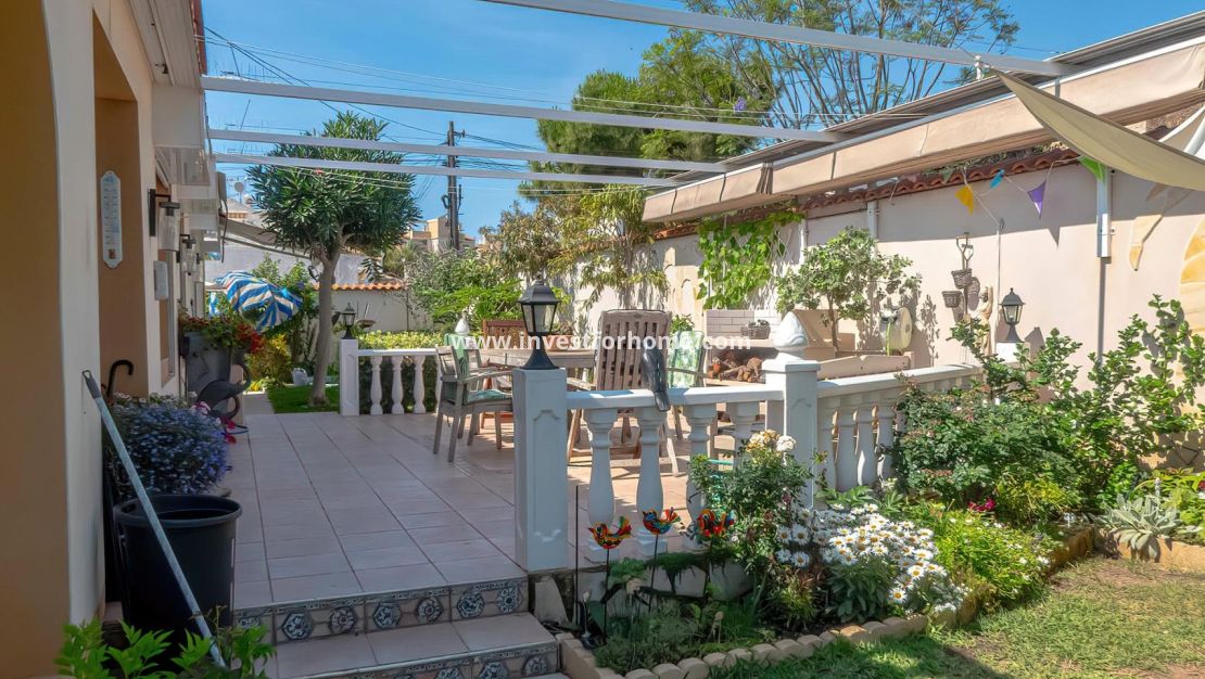 Verkoop - Villa - Torrevieja - Costa Blanca