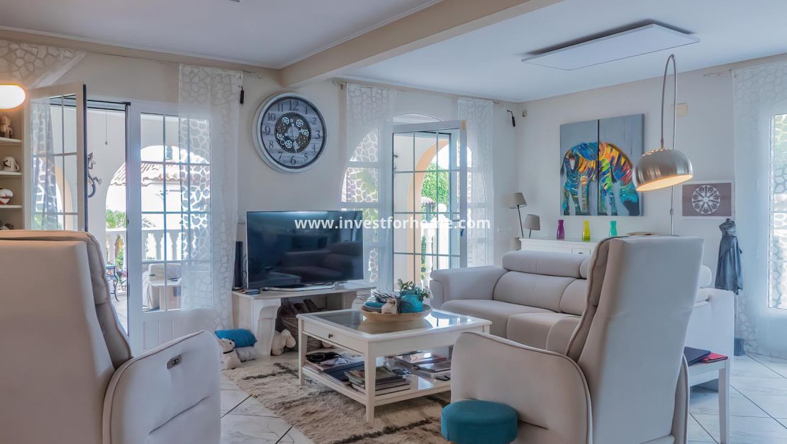 Verkoop - Villa - Torrevieja - Costa Blanca