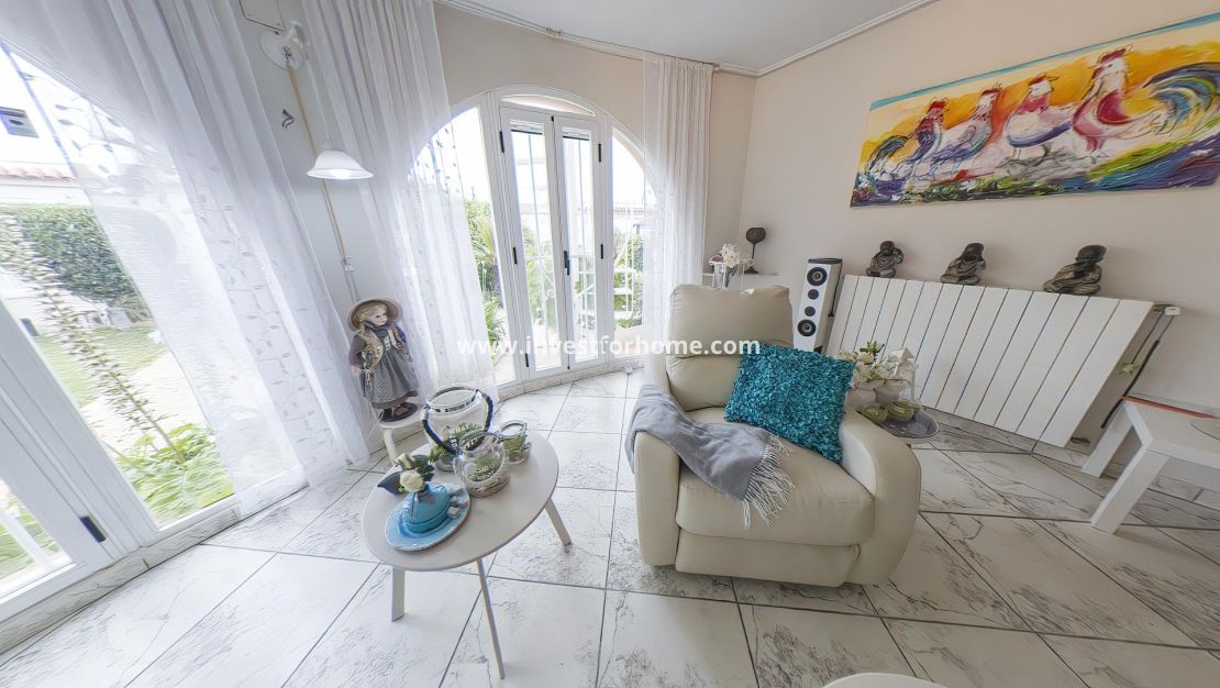 Verkoop - Villa - Torrevieja - Costa Blanca