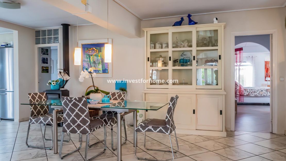 Verkoop - Villa - Torrevieja - Costa Blanca