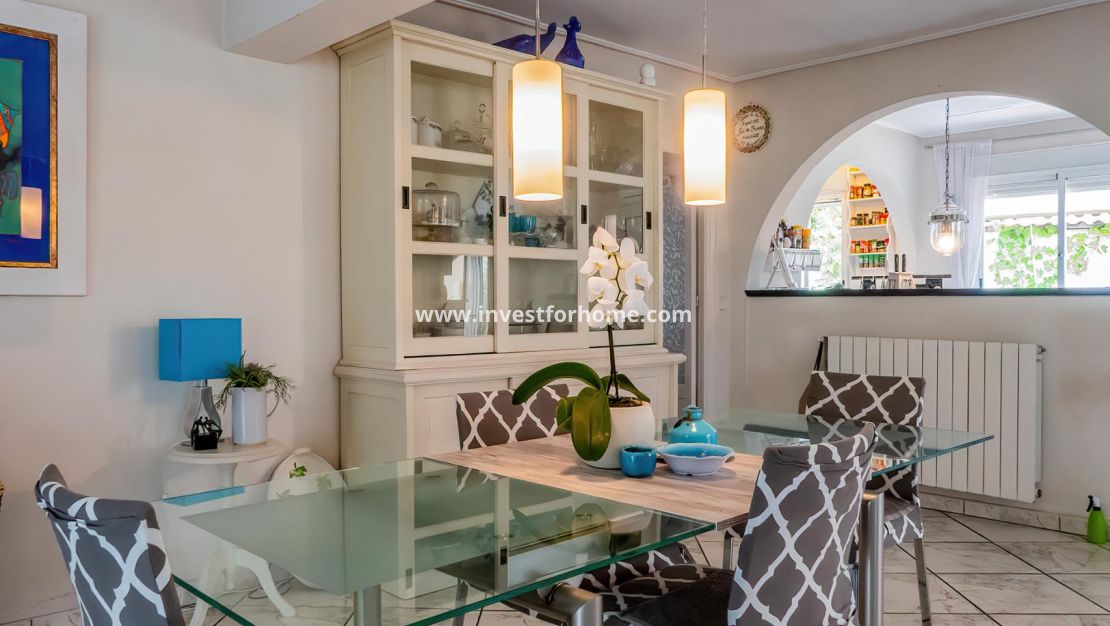 Verkoop - Villa - Torrevieja - Costa Blanca