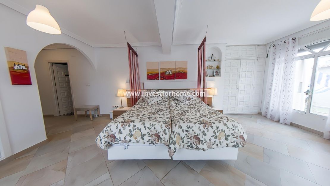 Verkoop - Villa - Torrevieja - Costa Blanca