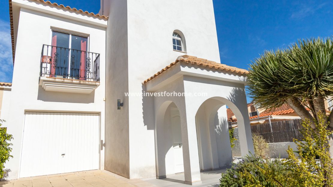 Verkoop - Villa - Torrevieja - Costa Blanca