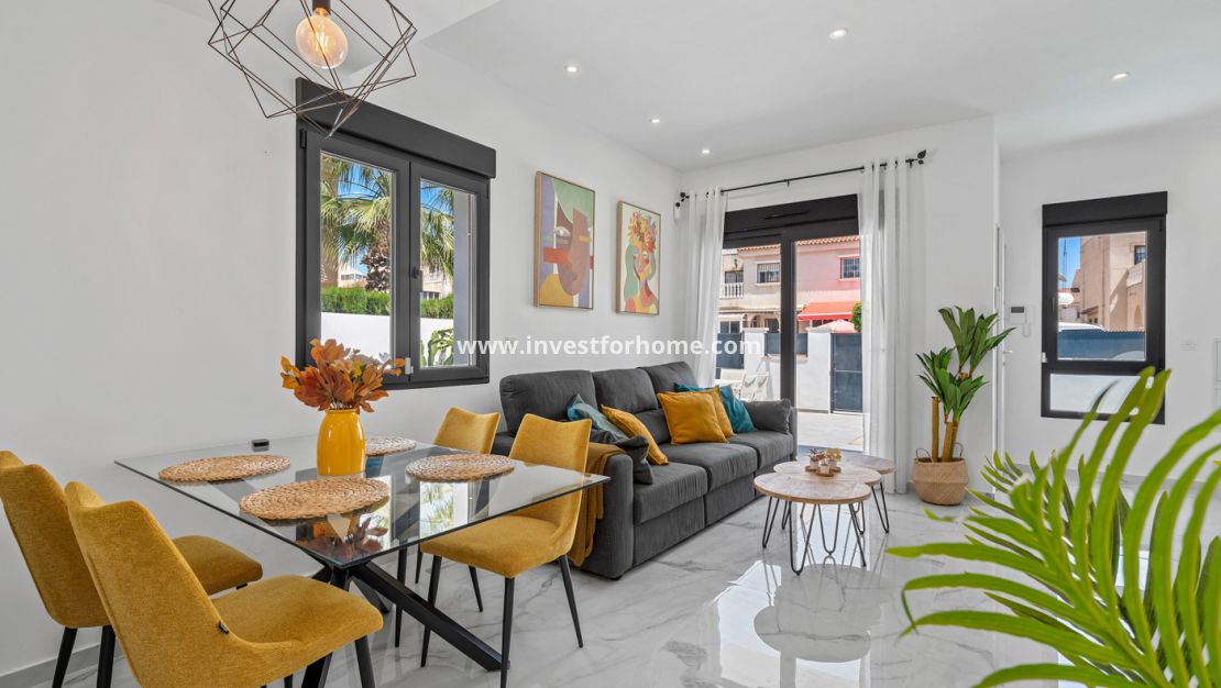 Verkoop - Villa - Torrevieja - Costa Blanca