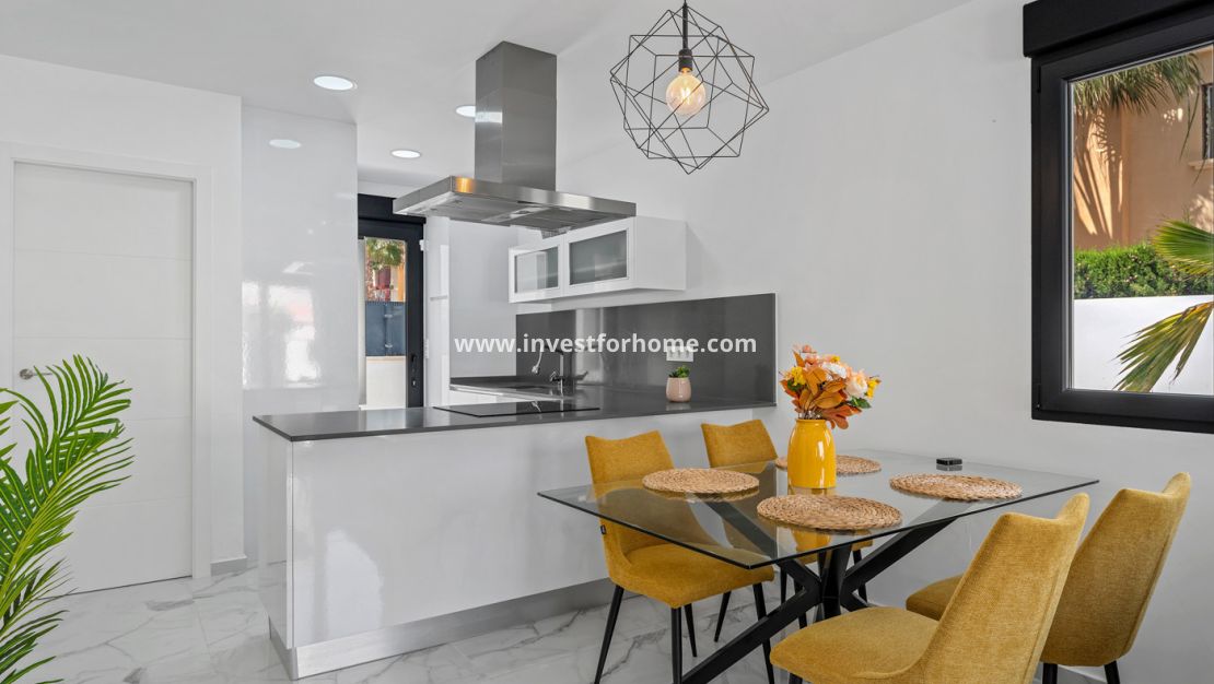 Verkoop - Villa - Torrevieja - Costa Blanca