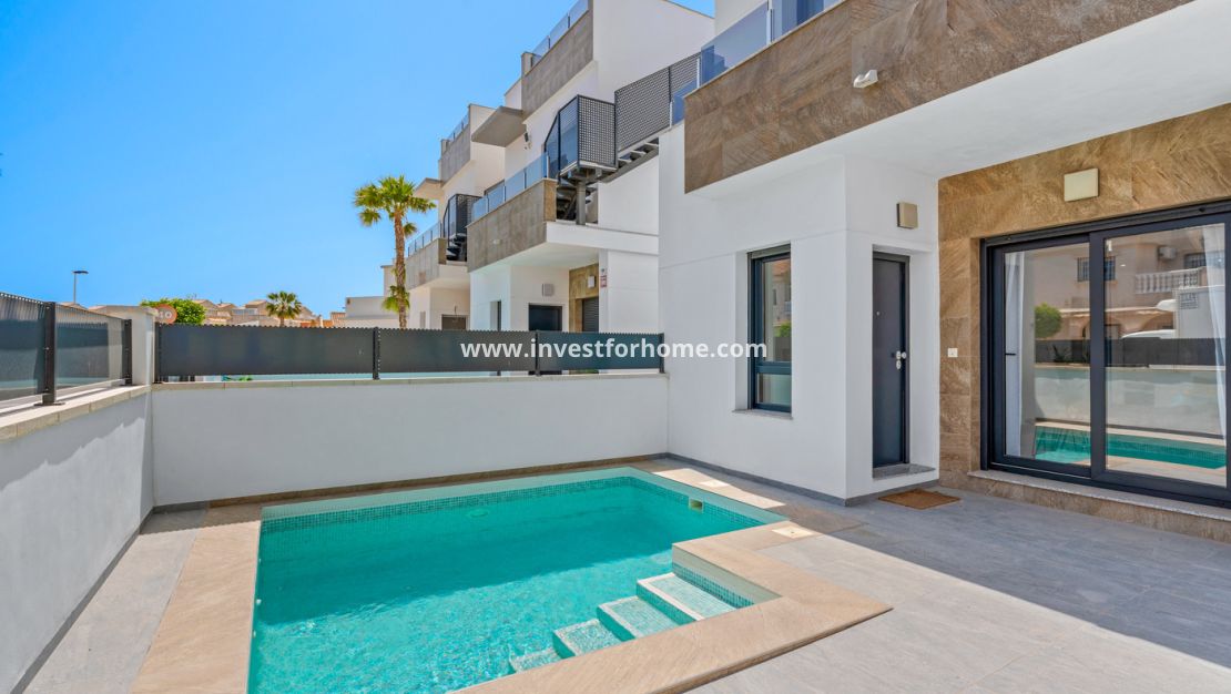 Verkoop - Villa - Torrevieja - Costa Blanca