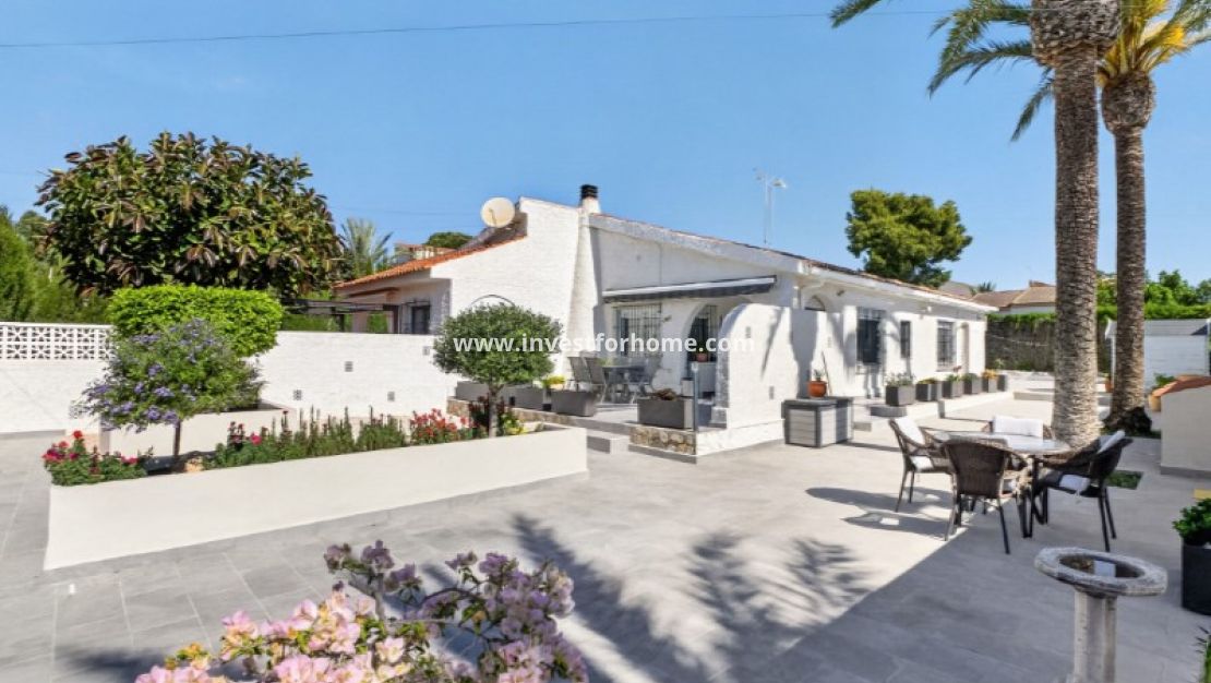 Verkoop - Villa - Torrevieja - Costa Blanca