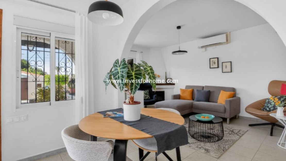 Verkoop - Villa - Torrevieja - Costa Blanca