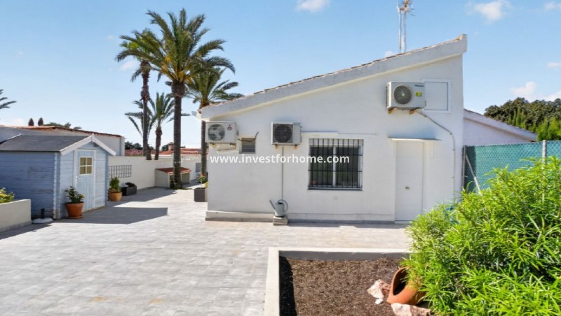 Verkoop - Villa - Torrevieja - Costa Blanca