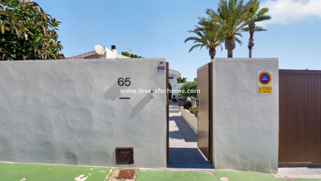 Verkoop - Villa - Torrevieja - Costa Blanca