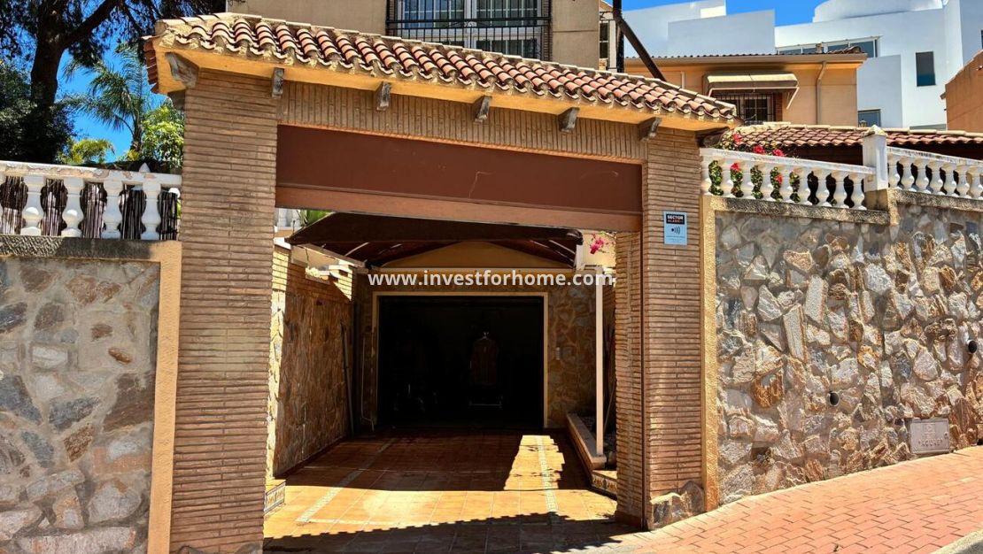 Verkoop - Villa - Torrevieja - Costa Blanca