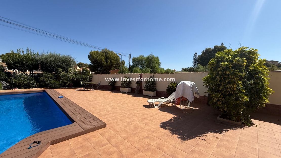 Verkoop - Villa - Torrevieja - Costa Blanca