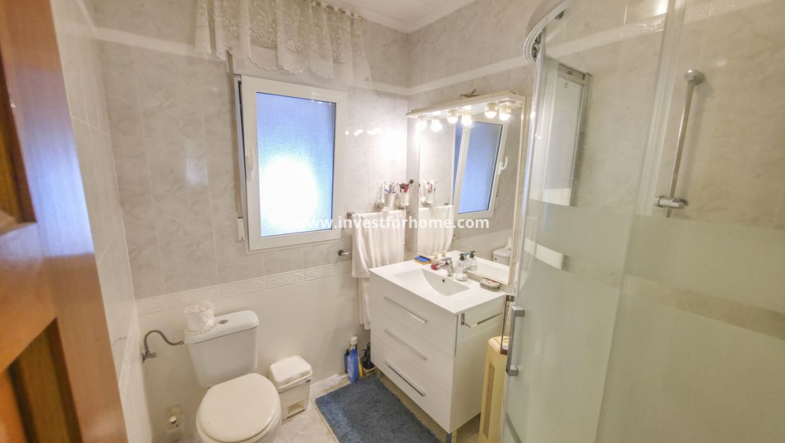 Verkoop - Villa - Torrevieja - Costa Blanca