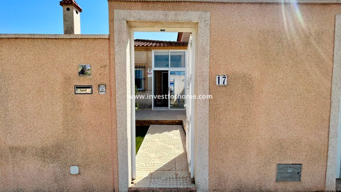 Verkoop - Villa - Torrevieja - Costa Blanca