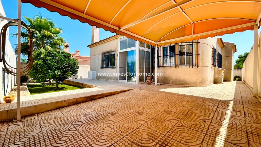 Verkoop - Villa - Torrevieja - Costa Blanca