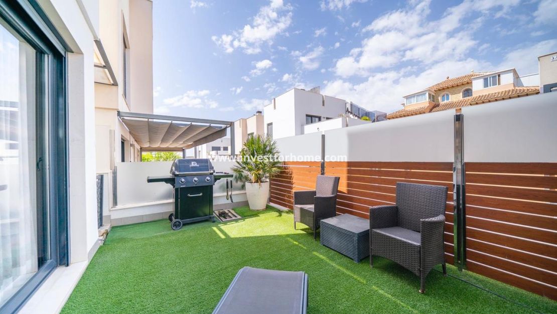 Verkoop - Villa - Torrevieja - Costa Blanca