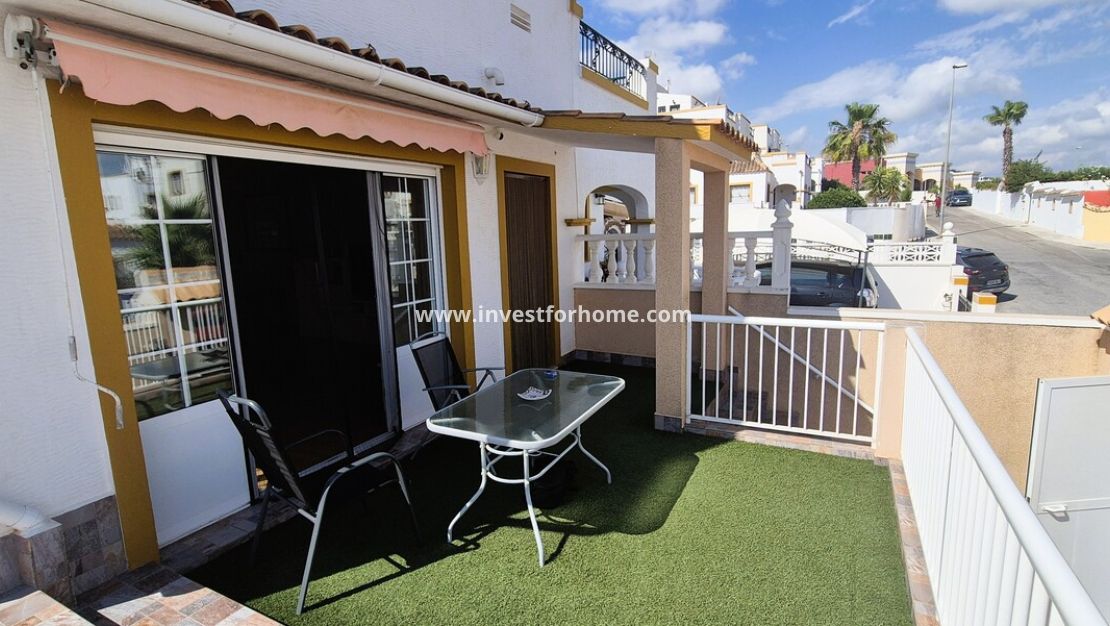 Verkoop - Villa - Torrevieja - Costa Blanca