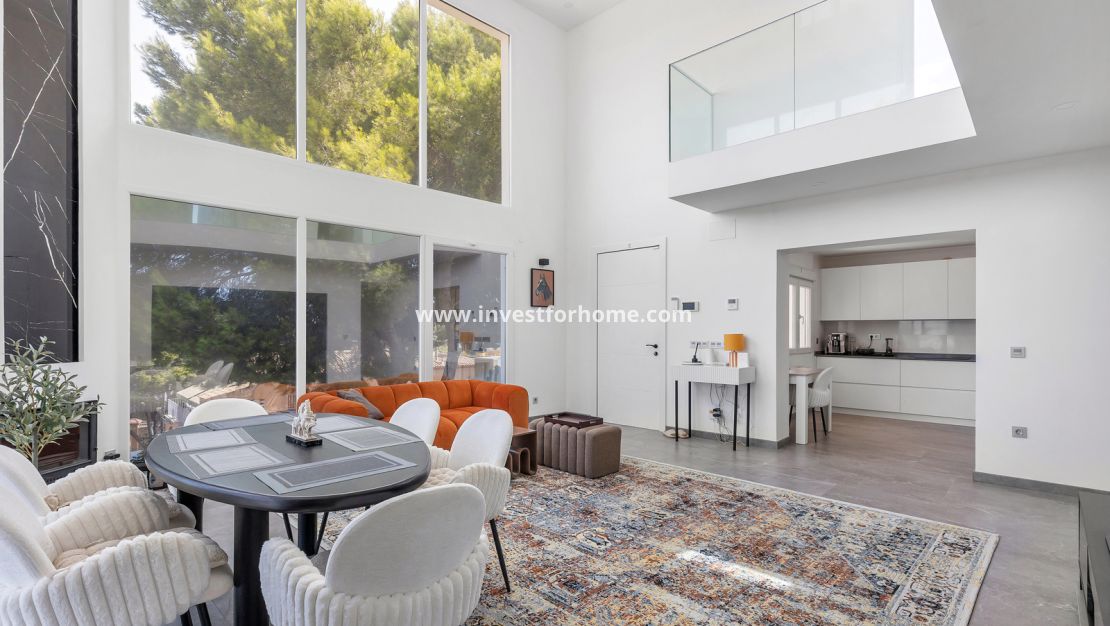 Verkoop - Villa - Torrevieja - Costa Blanca