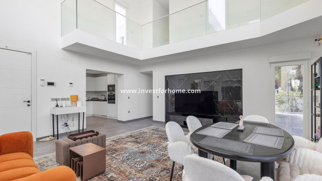 Verkoop - Villa - Torrevieja - Costa Blanca