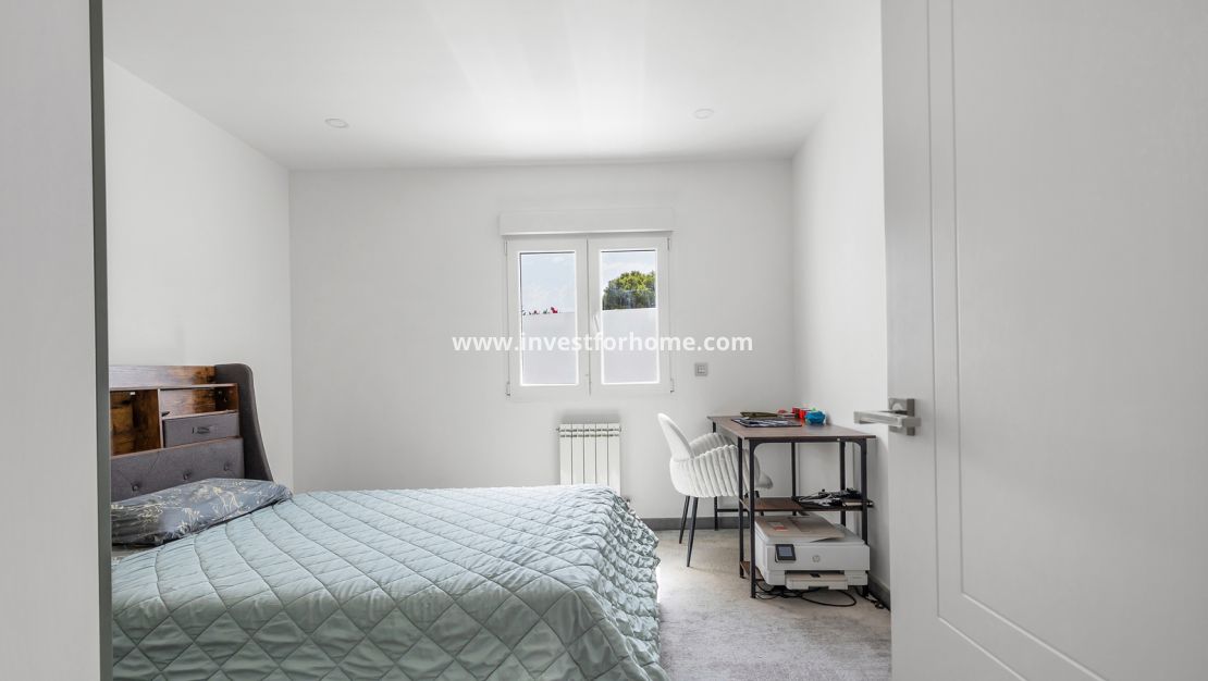 Verkoop - Villa - Torrevieja - Costa Blanca