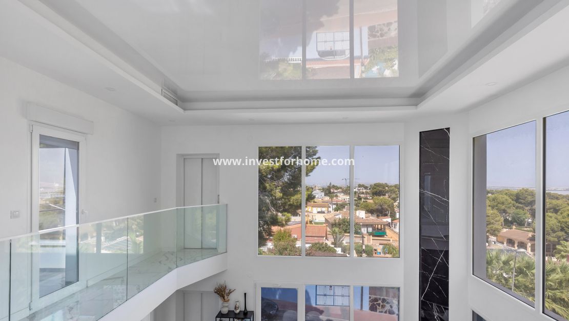 Verkoop - Villa - Torrevieja - Costa Blanca