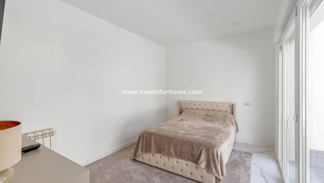 Verkoop - Villa - Torrevieja - Costa Blanca