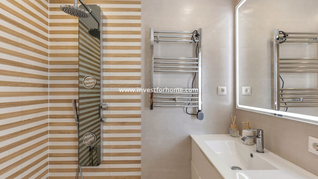 Verkoop - Villa - Torrevieja - Costa Blanca