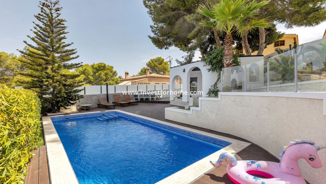 Verkoop - Villa - Torrevieja - Costa Blanca