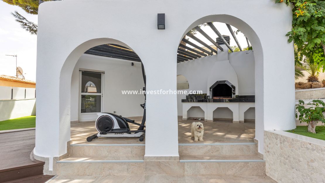 Verkoop - Villa - Torrevieja - Costa Blanca
