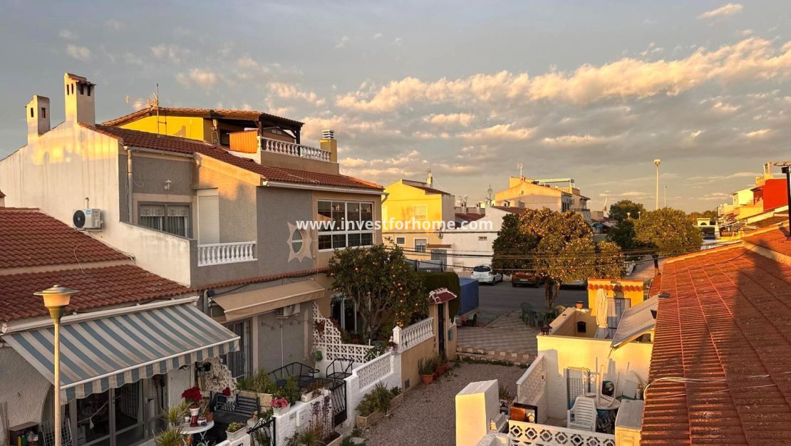 Verkoop - Villa - Torrevieja - El Chaparral