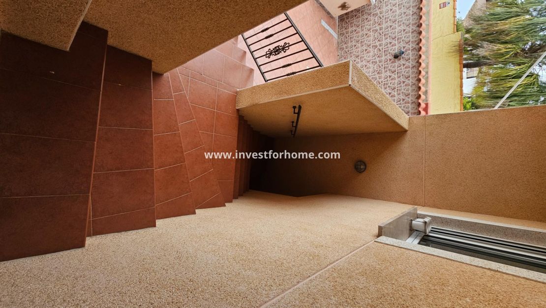 Verkoop - Villa - Torrevieja - El Chaparral