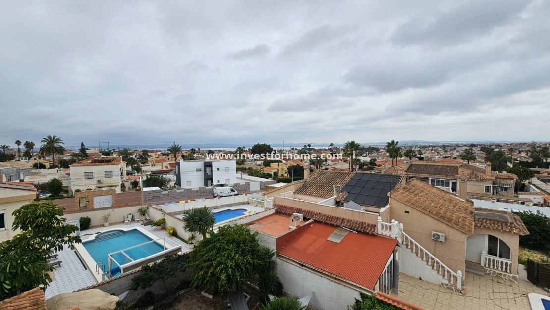 Verkoop - Villa - Torrevieja - El Chaparral