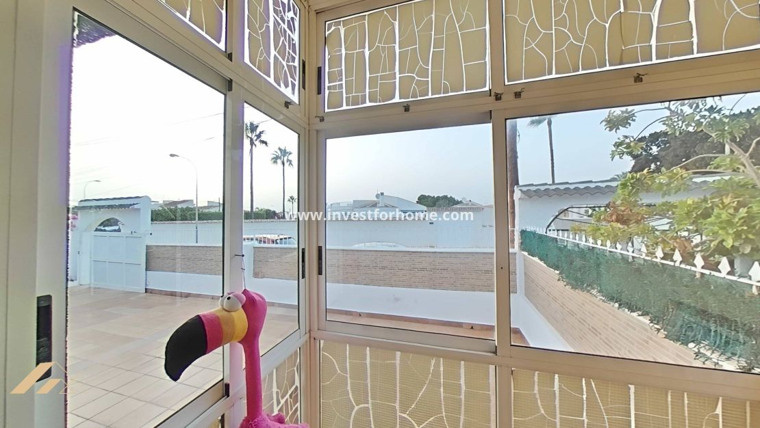 Verkoop - Villa - Torrevieja - La Siesta-El Chaparral