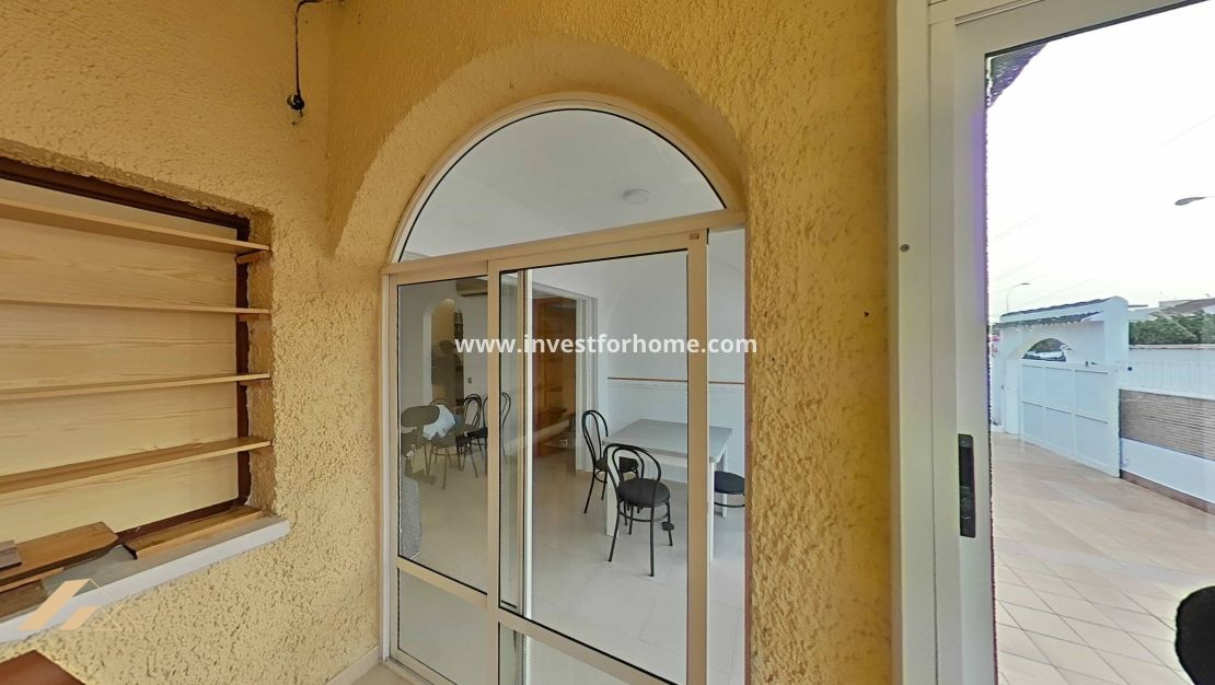 Verkoop - Villa - Torrevieja - La Siesta-El Chaparral