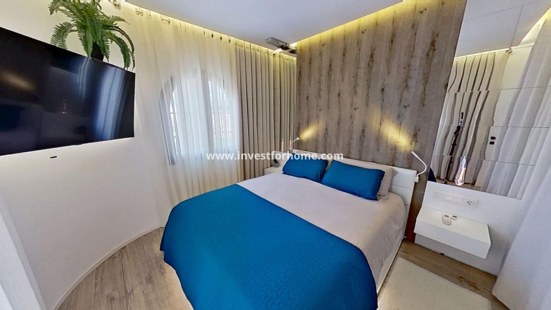 Verkoop - Villa - Torrevieja - La Siesta-El Chaparral