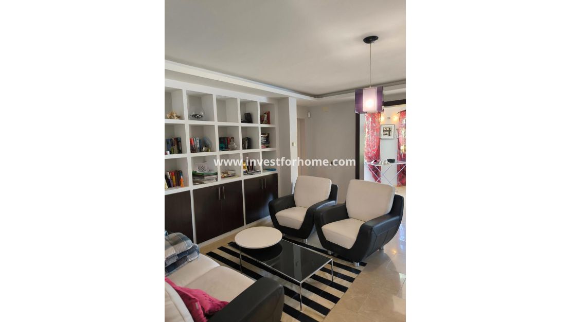 Verkoop - Villa - Torrevieja - La Siesta-El Chaparral