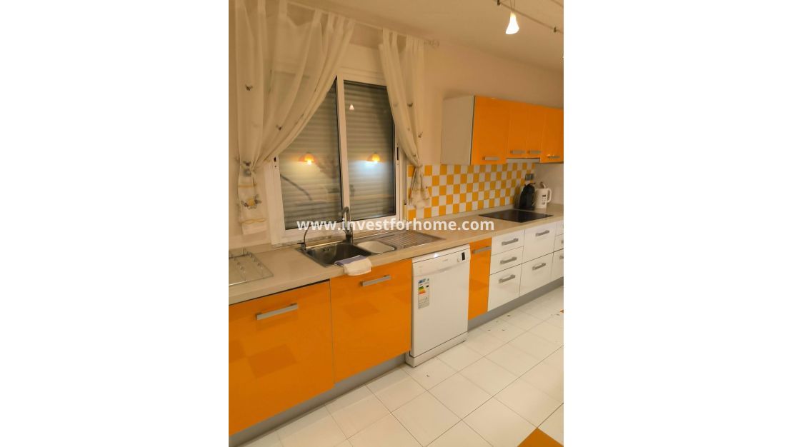 Verkoop - Villa - Torrevieja - La Siesta-El Chaparral