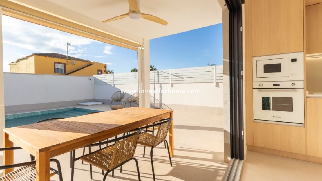 Verkoop - Villa - Torrevieja - La Siesta-El Chaparral