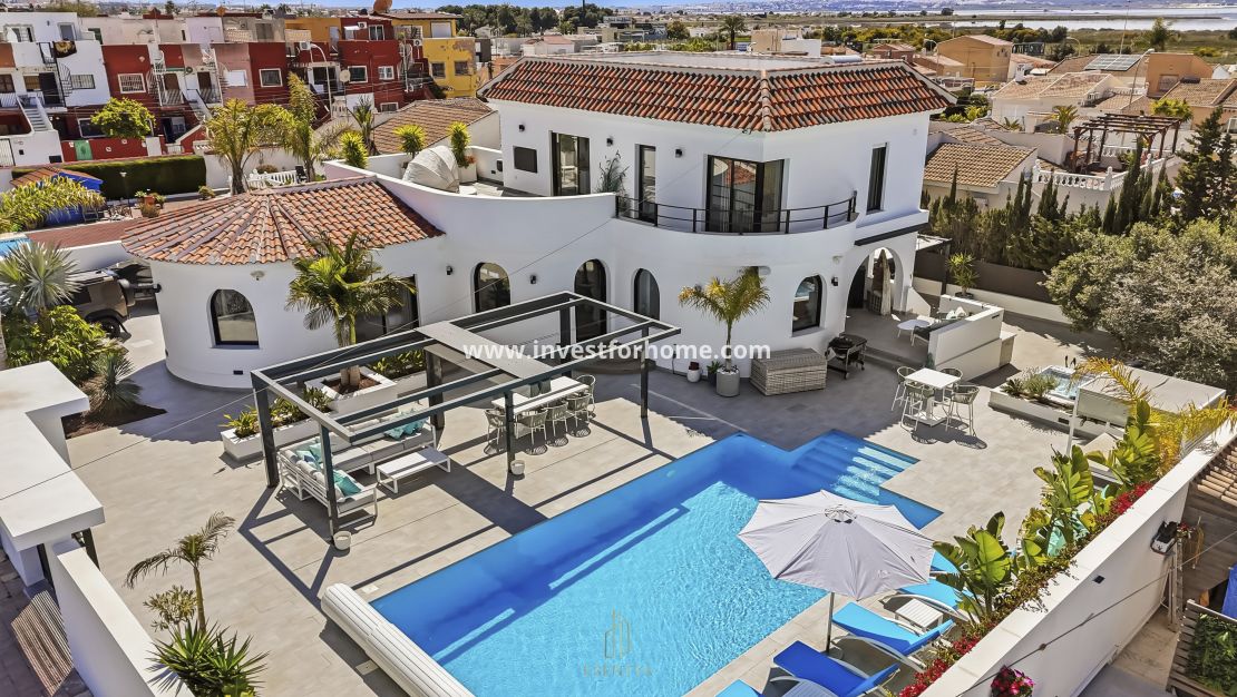 Verkoop - Villa - Torrevieja - La Siesta-El Chaparral