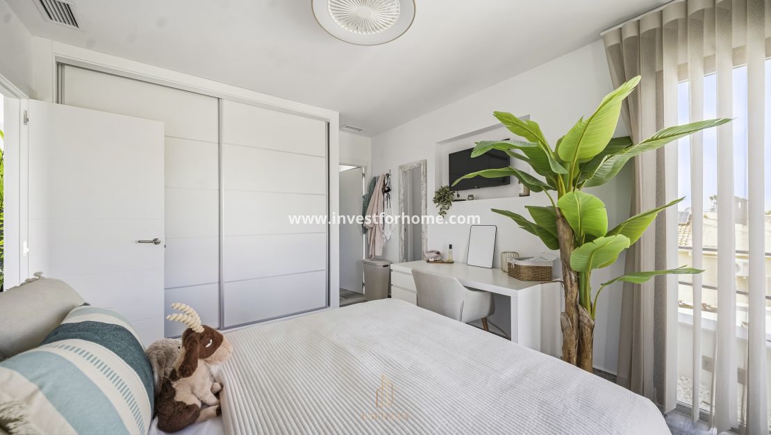 Verkoop - Villa - Torrevieja - La Siesta-El Chaparral