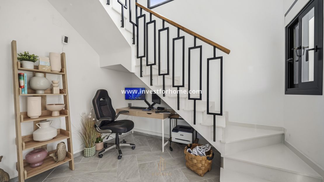 Verkoop - Villa - Torrevieja - La Siesta-El Chaparral