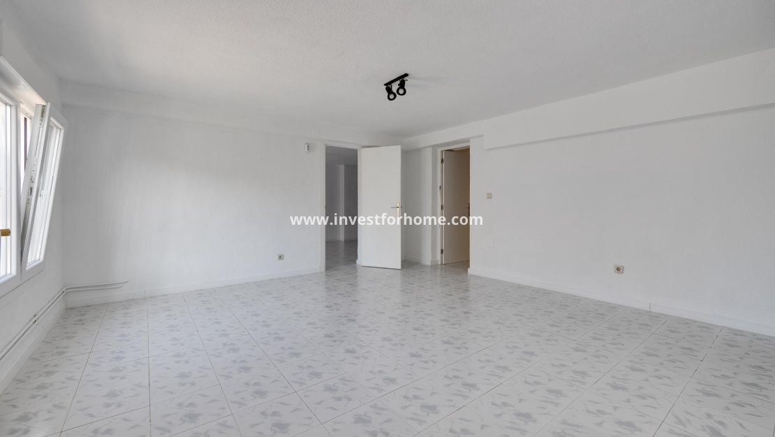 Verkoop - Villa - Torrevieja - La Siesta - El Salado - Torreta