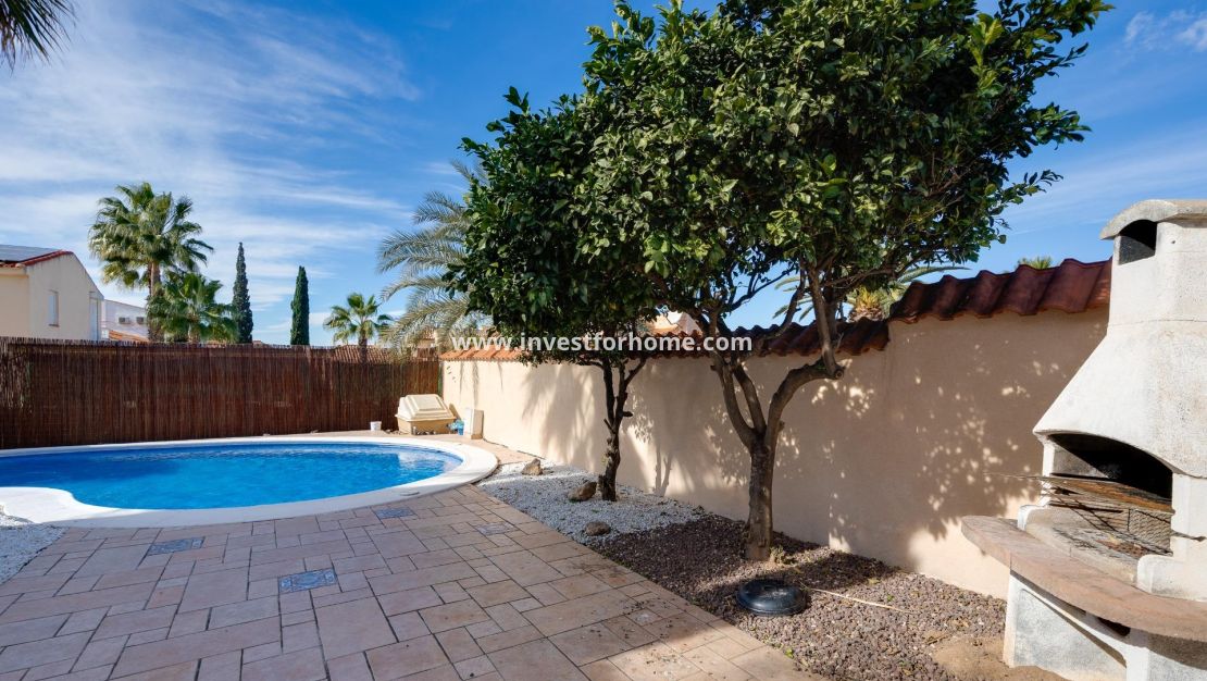 Verkoop - Villa - Torrevieja - La Siesta - El Salado - Torreta