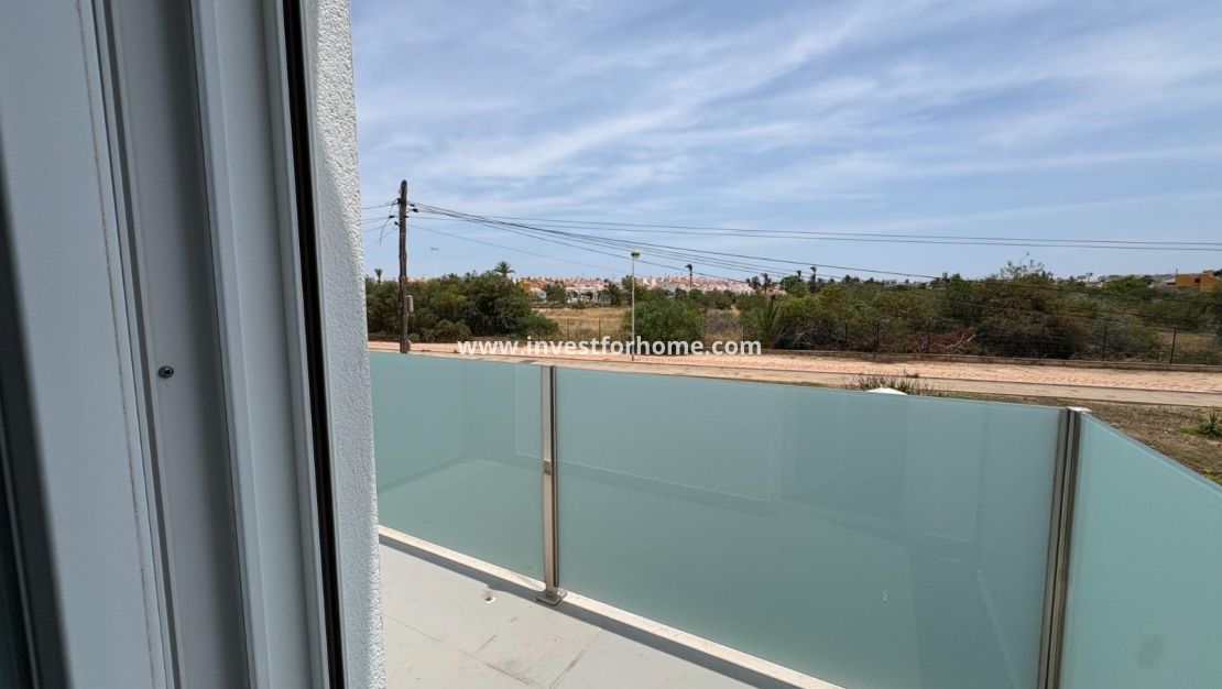 Verkoop - Villa - Torrevieja - La Siesta - El Salado - Torreta