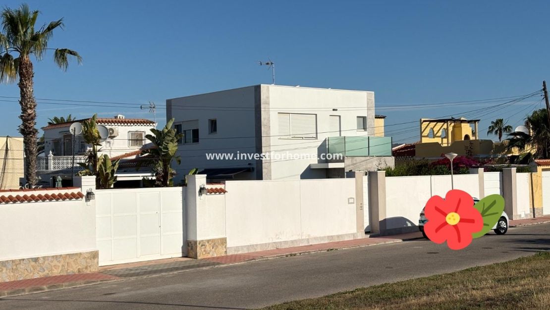 Verkoop - Villa - Torrevieja - La Siesta